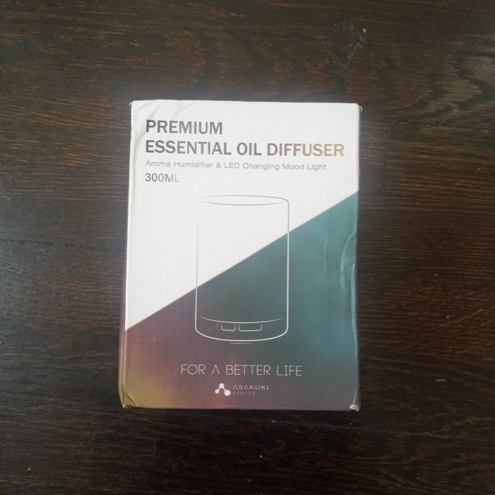 Premium Essential Oil Diffuser Aroma Humidifier &LED Changing Mood Light 300ML